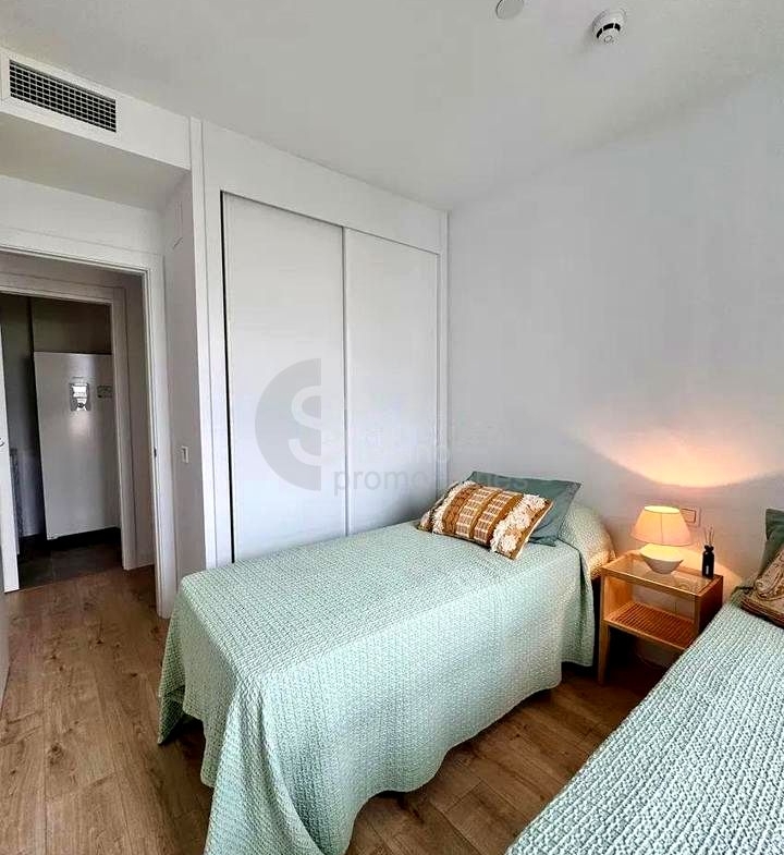 720