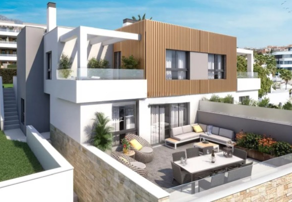 Chalet on sale in Torremolinos REF:64042
