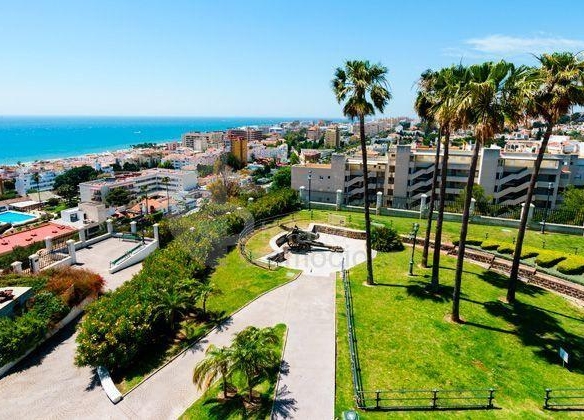 Flat on sale in Torremolinos REF:64377
