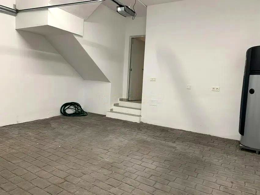 850