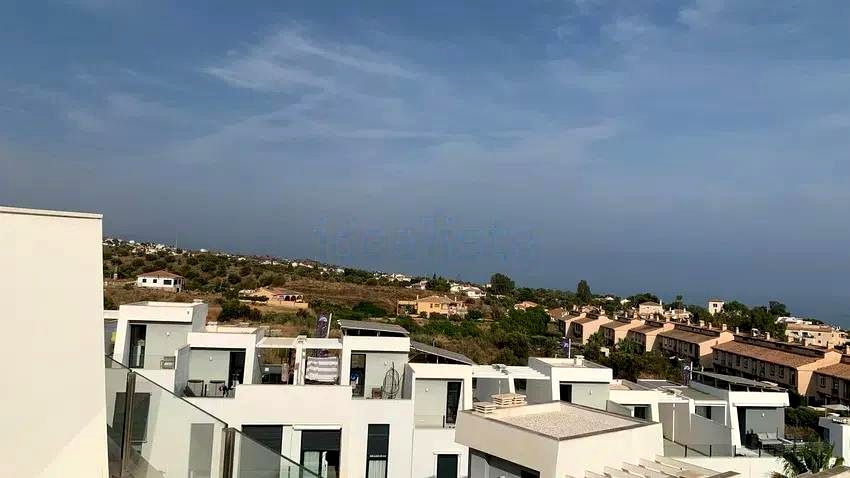 850