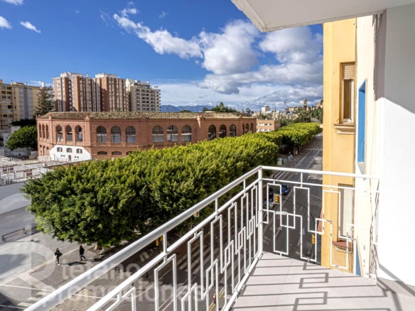 ESTRENO INMEDIATO, VIVIENDA EXCLUSIVA Y MODERNA EN EL PRESTIGIOSO PASEO DE REDING, REF:64263