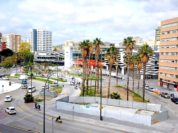 OPORTUNIDAD EXCLUSIVA EN EL CENTRO! PISO LUMINOSO CON UBICACIÓN INMEJORABLE, ESTACIÓN DE METRO Y AVE REF:64862