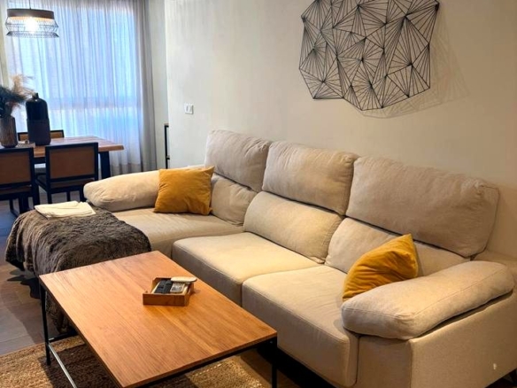 OPORTUNIDAD EXCLUSIVA EN EL CENTRO! PISO LUMINOSO CON UBICACIÓN INMEJORABLE, ESTACIÓN DE METRO Y AVE REF:64862