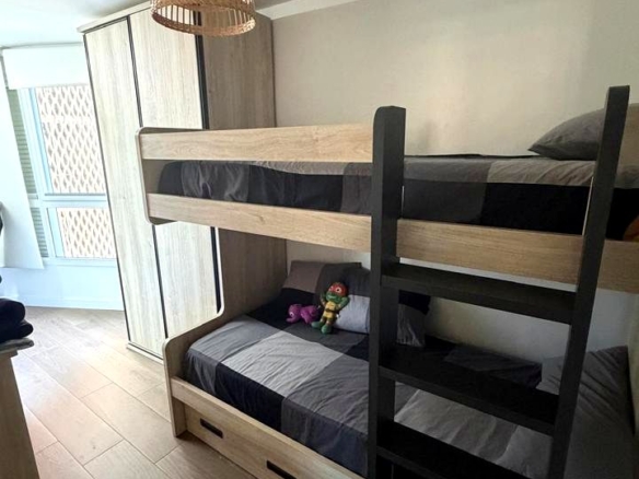 OPORTUNIDAD EXCLUSIVA EN EL CENTRO! PISO LUMINOSO CON UBICACIÓN INMEJORABLE, ESTACIÓN DE METRO Y AVE REF:64862