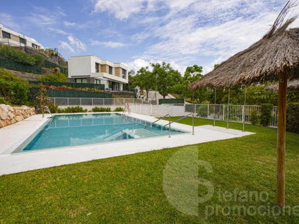 VILLA DE LUJO CASI A ESTRENAR EN MÁLAGA ESTE CON IMPRESIONANTES VISTAS AL MAR Y CALIDADES PREMIUM. REF:64871