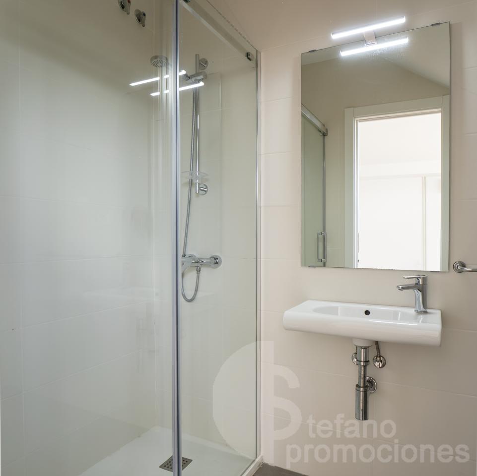 VILLA DE LUJO CASI A ESTRENAR EN MÁLAGA ESTE CON IMPRESIONANTES VISTAS AL MAR Y CALIDADES PREMIUM. REF:64871