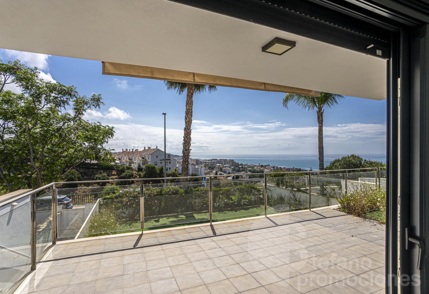 VILLA DE LUJO CASI A ESTRENAR EN MÁLAGA ESTE CON IMPRESIONANTES VISTAS AL MAR Y CALIDADES PREMIUM. REF:64871