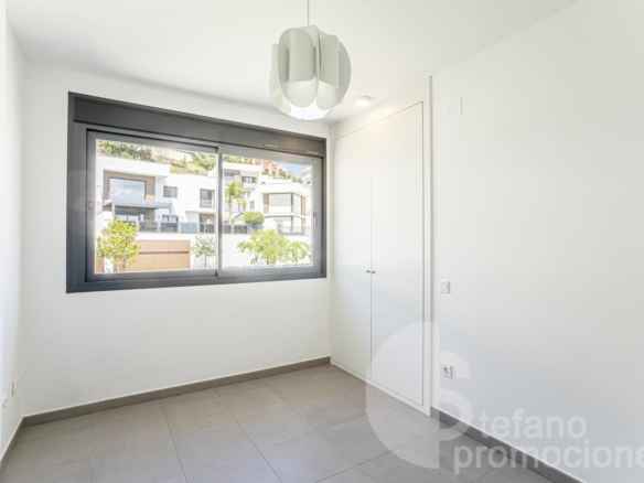 VILLA DE LUJO CASI A ESTRENAR EN MÁLAGA ESTE CON IMPRESIONANTES VISTAS AL MAR Y CALIDADES PREMIUM. REF:64871