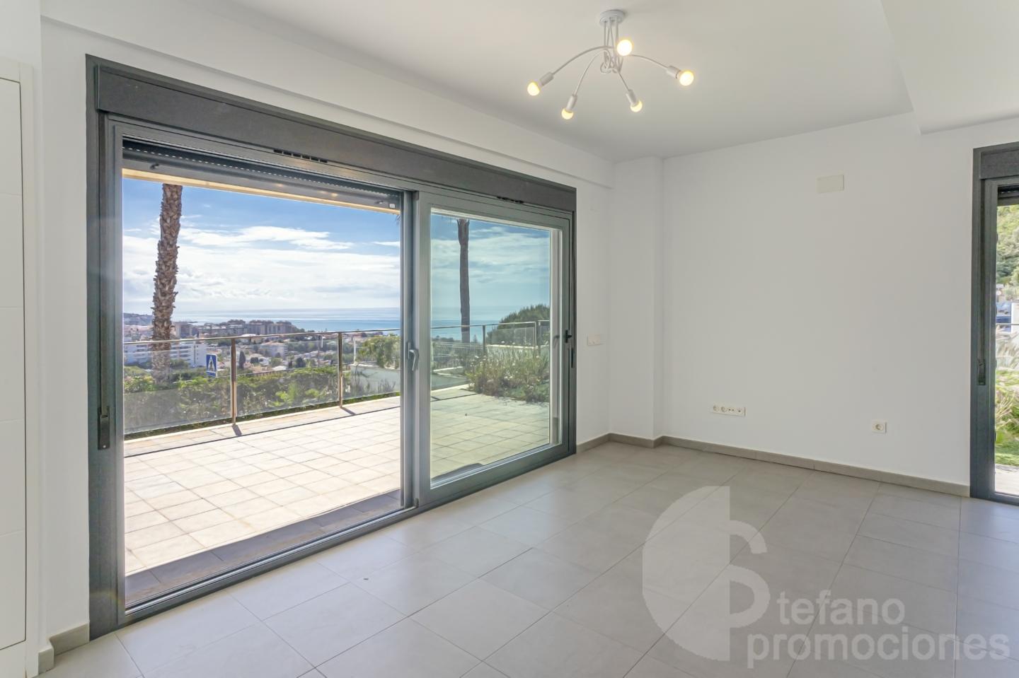 VILLA DE LUJO CASI A ESTRENAR EN MÁLAGA ESTE CON IMPRESIONANTES VISTAS AL MAR Y CALIDADES PREMIUM. REF:64871