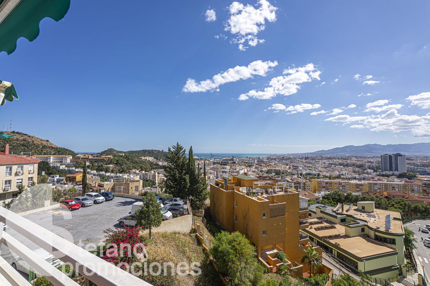 ¡VISTAS ÚNICAS E INFINITAS!  DÚPLEX EN PINARES DE OLLETAS. AMPLITUD, GRANDES PISCINAS & JARDINES REF:64868