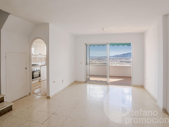 ¡VISTAS ÚNICAS E INFINITAS!  DÚPLEX EN PINARES DE OLLETAS. AMPLITUD, GRANDES PISCINAS & JARDINES REF:64868
