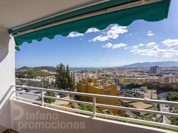 ¡VISTAS ÚNICAS E INFINITAS!  DÚPLEX EN PINARES DE OLLETAS. AMPLITUD, GRANDES PISCINAS & JARDINES REF:64868