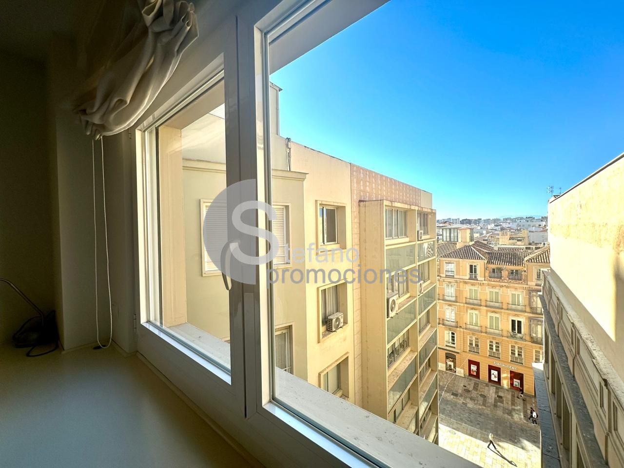 ESPECTACULAR ÁTICO DÚPLEX EN PLENO CENTRO. ELEGANCIA, AMPLITUD Y UNA TERRAZA DE ENSUEÑO PARA DISFRUTAR DEL CIELO DE MÁLAGA REF:64893
