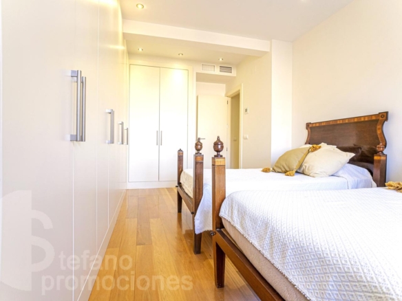 ESPECTACULAR ÁTICO DÚPLEX EN PLENO CENTRO. ELEGANCIA, AMPLITUD Y UNA TERRAZA DE ENSUEÑO PARA DISFRUTAR DEL CIELO DE MÁLAGA REF:64893