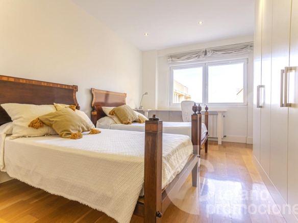ESPECTACULAR ÁTICO DÚPLEX EN PLENO CENTRO. ELEGANCIA, AMPLITUD Y UNA TERRAZA DE ENSUEÑO PARA DISFRUTAR DEL CIELO DE MÁLAGA REF:64893