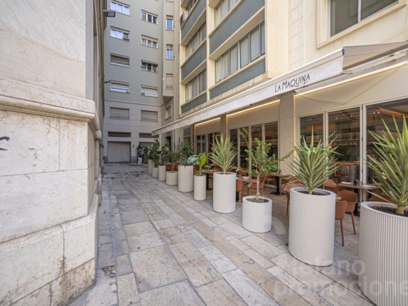 ESPECTACULAR ÁTICO DÚPLEX EN PLENO CENTRO. ELEGANCIA, AMPLITUD Y UNA TERRAZA DE ENSUEÑO PARA DISFRUTAR DEL CIELO DE MÁLAGA REF:64893