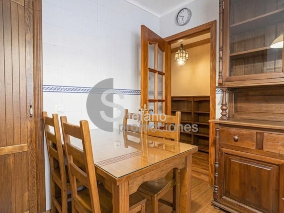 PROPIEDAD EN COMPLEJO DE SOLO 8 VIVIENDAS UBICADA EN LA TRANQUILA ZONA RESIDENCIAL DE CARLOS HAYA REF:64891