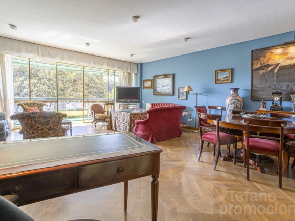 EXCLUSIVO, SEÑORIAL Y ENCANTADOR PISO EN EL CORAZÓN DE LA MALAGUETA, CON AMPLIA TERRAZA PRIVADA DE 20 METROS REF:64914