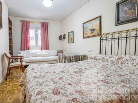 EXCLUSIVO, SEÑORIAL Y ENCANTADOR PISO EN EL CORAZÓN DE LA MALAGUETA, CON AMPLIA TERRAZA PRIVADA DE 20 METROS REF:64914