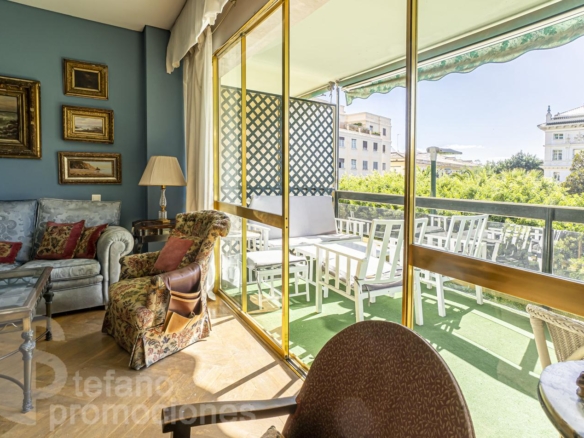 EXCLUSIVO, SEÑORIAL Y ENCANTADOR PISO EN EL CORAZÓN DE LA MALAGUETA, CON AMPLIA TERRAZA PRIVADA DE 20 METROS REF:64914