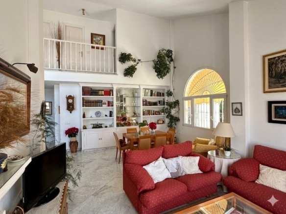 ¡CHALET  DE ENSUEÑO EN ENTORNO DEL PALO A UN PASO DE TODO¡¡¡ UNA VIVIENDA PARA TODA LA VIDA REF:64898