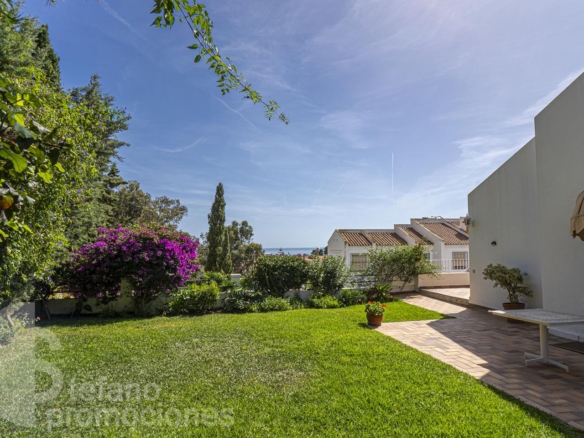 ¡CHALET  DE ENSUEÑO EN ENTORNO DEL PALO A UN PASO DE TODO¡¡¡ UNA VIVIENDA PARA TODA LA VIDA REF:64898
