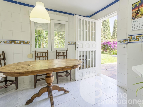 ¡CHALET  DE ENSUEÑO EN ENTORNO DEL PALO A UN PASO DE TODO¡¡¡ UNA VIVIENDA PARA TODA LA VIDA REF:64898