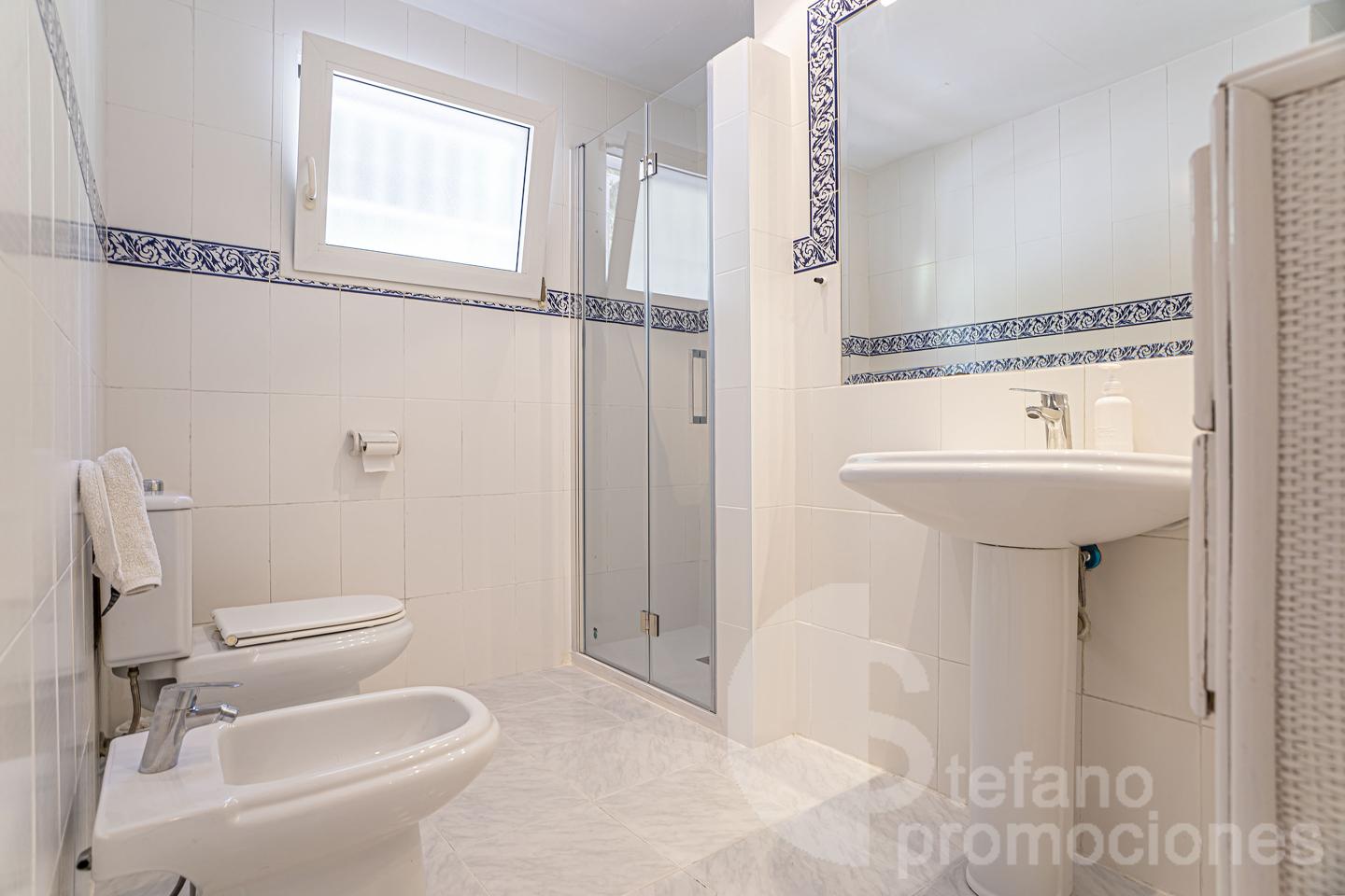 ¡CHALET  DE ENSUEÑO EN ENTORNO DEL PALO A UN PASO DE TODO¡¡¡ UNA VIVIENDA PARA TODA LA VIDA REF:64898