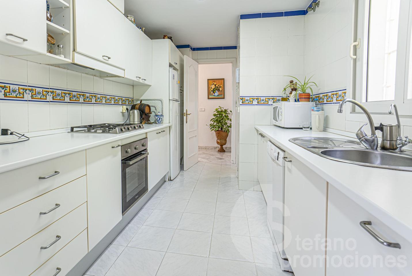 ¡CHALET  DE ENSUEÑO EN ENTORNO DEL PALO A UN PASO DE TODO¡¡¡ UNA VIVIENDA PARA TODA LA VIDA REF:64898