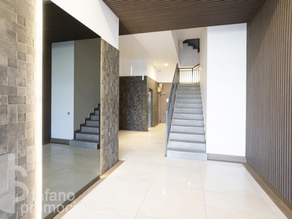 ¡ÁTICO DE RECIENTE CONSTRUCCIÓN CON GRAN TERRAZA EN TEATINOS CON VISTAS INFINITAS A PONIENTE REF:64796