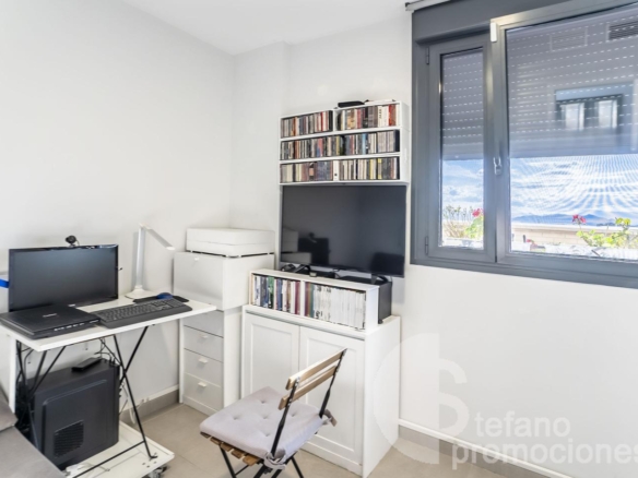 ¡ÁTICO DE RECIENTE CONSTRUCCIÓN CON GRAN TERRAZA EN TEATINOS CON VISTAS INFINITAS A PONIENTE REF:64796