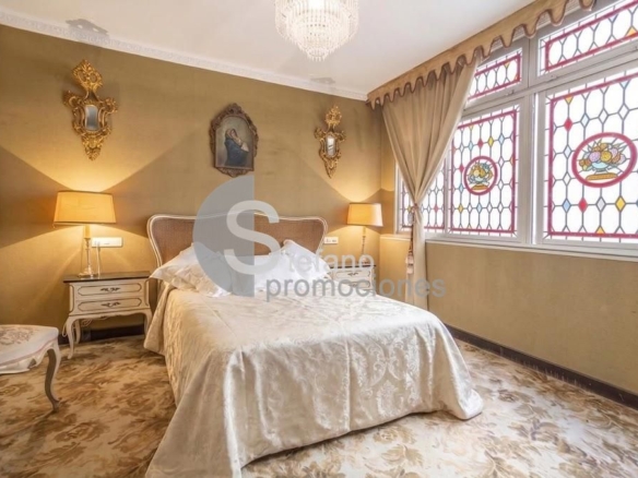 ¡AMPLITUD Y ENCANTO, SEÑORIAL VIVIENDA  EN EL CORAZÓN DEL SOHO. REF:64921