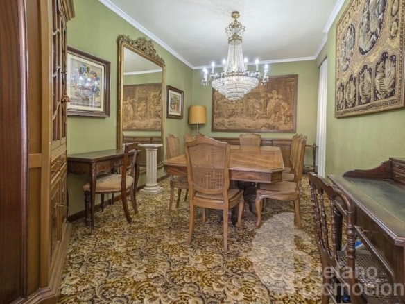 ¡AMPLITUD Y ENCANTO, SEÑORIAL VIVIENDA  EN EL CORAZÓN DEL SOHO. REF:64921