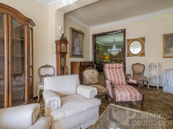 ¡AMPLITUD Y ENCANTO, SEÑORIAL VIVIENDA  EN EL CORAZÓN DEL SOHO. REF:64921