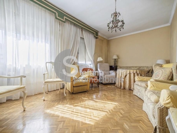¡AMPLITUD Y ENCANTO, SEÑORIAL VIVIENDA  EN EL CORAZÓN DEL SOHO. REF:64921