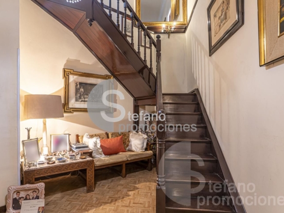¡AMPLITUD Y ENCANTO, SEÑORIAL VIVIENDA  EN EL CORAZÓN DEL SOHO. REF:64921