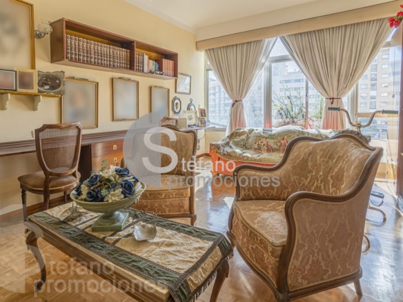 ¡AMPLITUD Y ENCANTO, SEÑORIAL VIVIENDA  EN EL CORAZÓN DEL SOHO. REF:64921