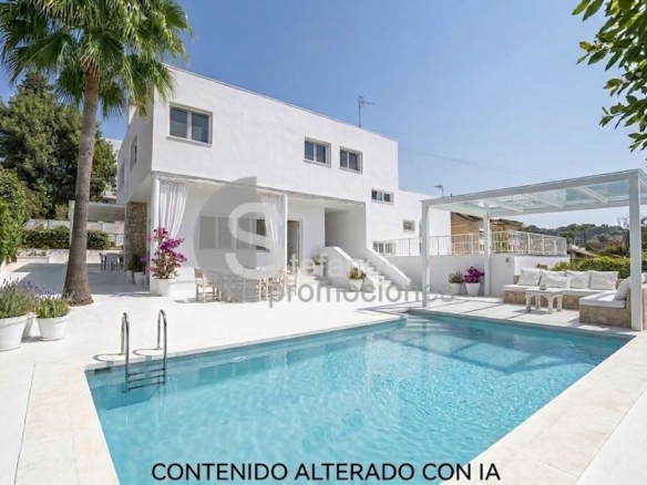 Chalet on sale in Málaga REF:64926