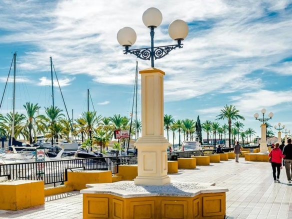Flat on rent in Fuengirola REF:64923