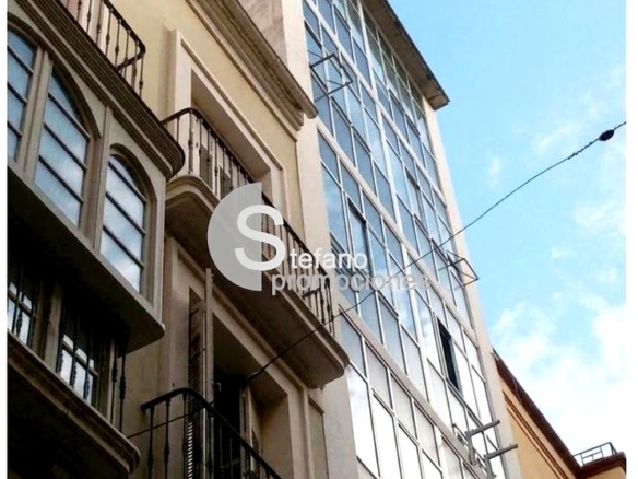 EDIFICIO EXCLUSIVO JUNTO A LA CATEDRAL DE MÁLAGA: UNA OPORTUNIDAD INIGUALABLE DE INVERSIÓN EN EL CORAZÓN DEL CENTRO HISTÓRICO REF:64872