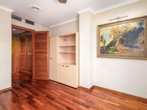 EXCLUSIVA VIVIENDA EN LA MALAGUETA, EN LA DÉCIMA Y ÚLTIMA PLANTA, CON VISTAS PANORÁMICAS A LA ALCAZABA, EL MONTE GIBRALFARO Y LA CIUDAD. REF:64423