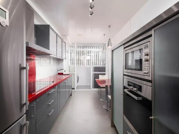 EXCLUSIVA VIVIENDA EN LA MALAGUETA, EN LA DÉCIMA Y ÚLTIMA PLANTA, CON VISTAS PANORÁMICAS A LA ALCAZABA, EL MONTE GIBRALFARO Y LA CIUDAD. REF:64423