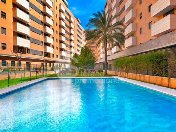 Flat on sale in Málaga REF:64928
