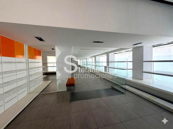 ¡LOCAL COMERCIAL ÚNICO!!, JUNTO AL NUEVO PUERTO DE SAN ANDRES, EN UBICACIÓN ESTRATÉGICA  DE 1400 M² REF:64927