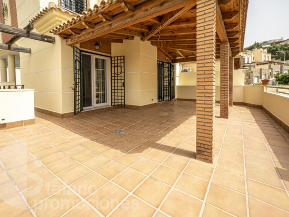 Chalet on sale in Málaga REF:64937