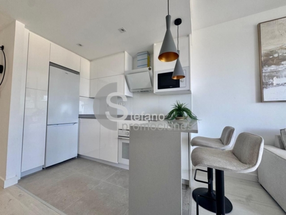 Penthouse on sale in Torre de Benagalbón REF:64948