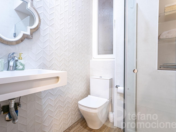 LUJO Y ESPACIO EN EL CENTRO, EXCLUSIVO PISO AMUEBLADO EN EXCELENTE UBICACIÓN, PARA LARGA TEMPORADA!!! REF:64977