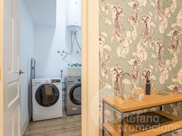 LUJO Y ESPACIO EN EL CENTRO, EXCLUSIVO PISO AMUEBLADO EN EXCELENTE UBICACIÓN, PARA LARGA TEMPORADA!!! REF:64977