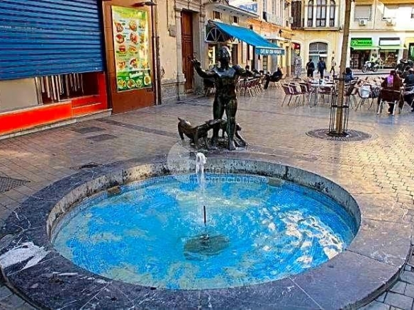 LUJO Y ESPACIO EN EL CENTRO, EXCLUSIVO PISO AMUEBLADO EN EXCELENTE UBICACIÓN, PARA LARGA TEMPORADA!!! REF:64977